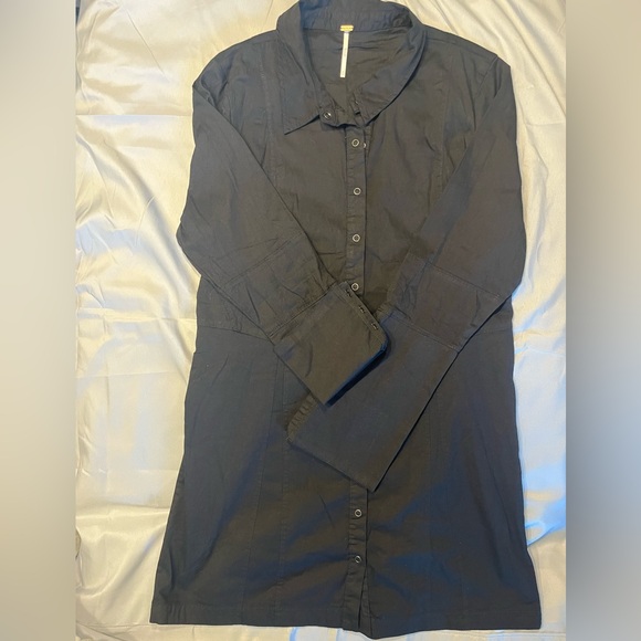 Free People Button-Up Top with Silver Accents NWOT - Picture 6 of 9